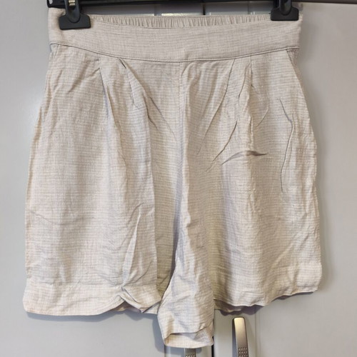 H&M High Rise Shorts Like New, Beige, Size M 38 10