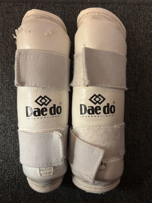 Taekwondo arm guards small used
