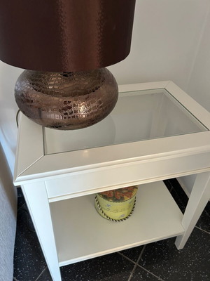 Side coffee table like new