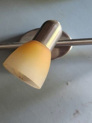 Triple wall spot light like new