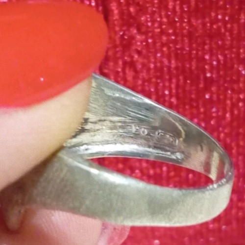 Silver 925 ring with zirconia new, unworn