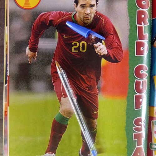 Match Football Magazine Issue 30 5/6/2006 like new with posters