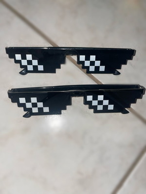 Carnival glasses set