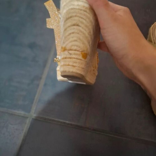 S.Oliver platform sandals like new, gold, size 38