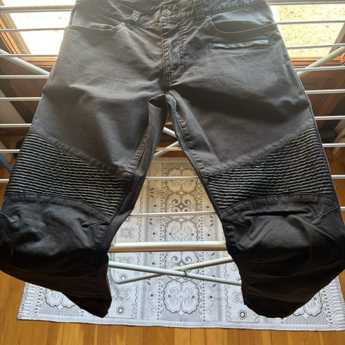 Armani Jeans slim fit pants size 32, black