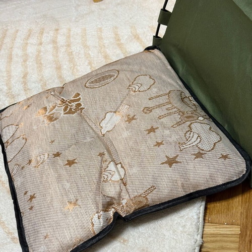 Pet bed house tent for dog and cat new, with cushion 40x40