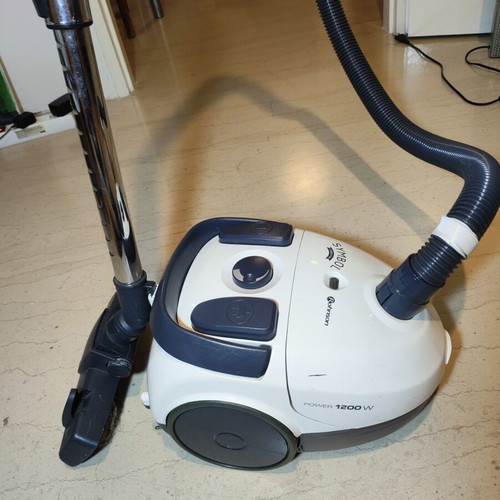 Rohnson Symbol R-119 Vacuum Cleaner used, 1200W, white and blue