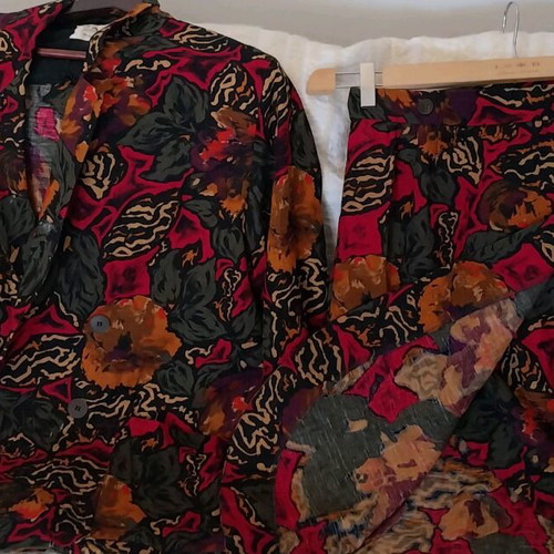 Jaeger women's set N14 like new, multicolor