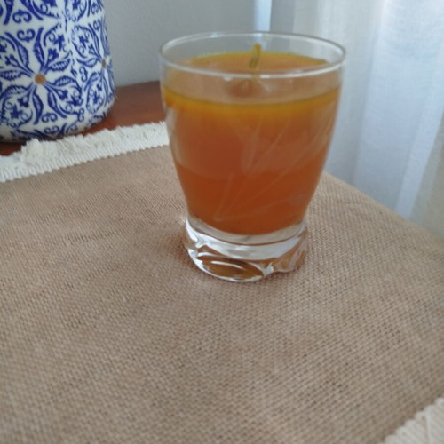 Scented candle