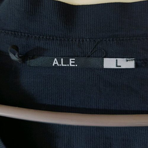A.L.E. Large shirt black like new