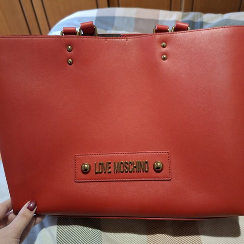 Love Moschino large red shoulder bag like new with pouch