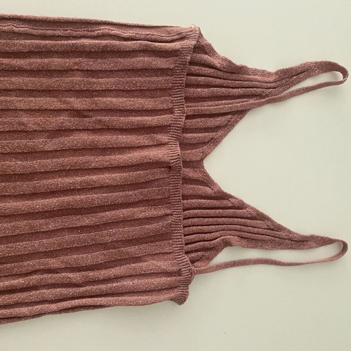 Rose gold knitted sleeveless top like new, size S