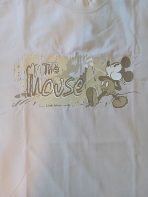 Disney T-shirt XL beige like new with Mickey Mouse print