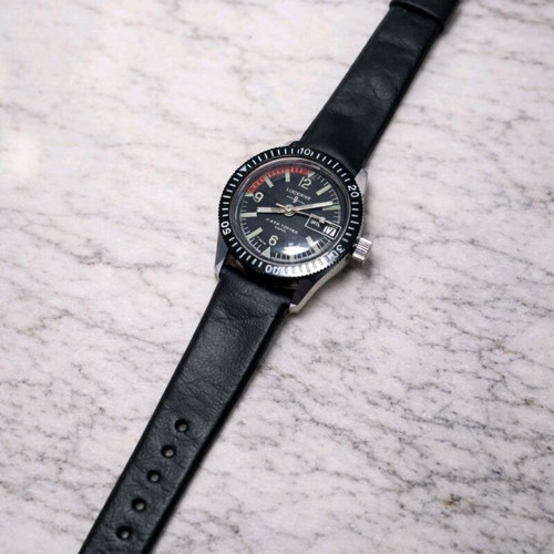 Lucerne Swiss Ladies Diver Watch 1960, like new, black