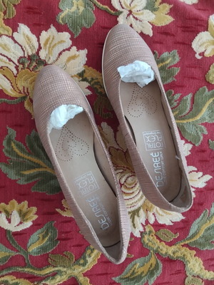 Orthopedic leather platform sandals size 41 like new beige gold