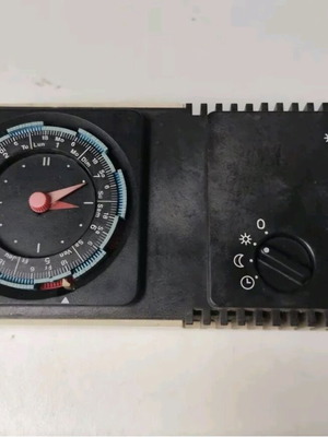 Θερμοστάτης χώρου Legrand μεταχειρισμένος, εβδομαδιαίος αναλογικός χρονοδιακόπτης