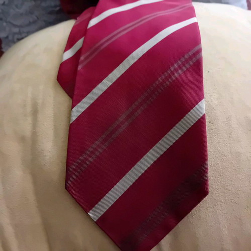 Vintage burgundy striped Donna Karan tie like new