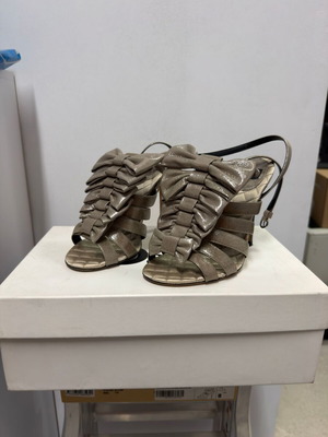 Michael Kors bronze metallic sandals with ruffle bows, size 37