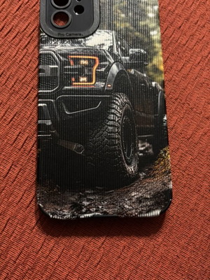 iPhone 11 case like new