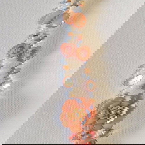 Κολιέ σαν καινούργιο με ροζ χάντρες από σεντέφι και γυάλινες