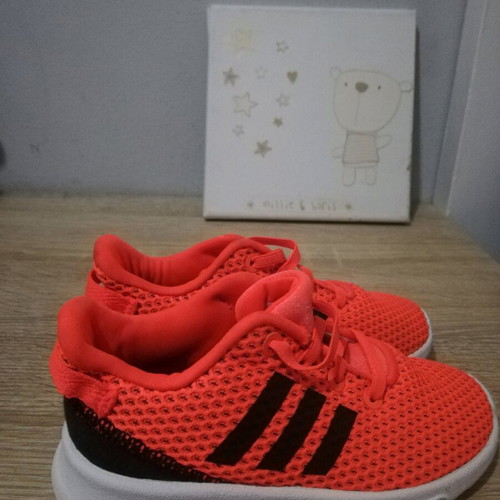 Adidas sneakers for girls size 25 1/2 like new orange