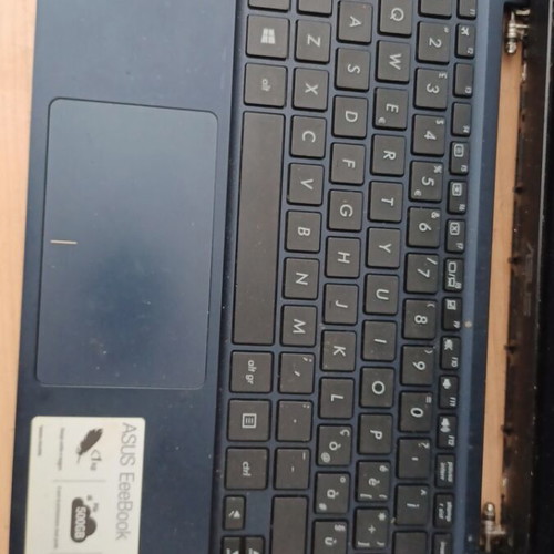 Asus x205t parts used, no charger, missing screws and hinge cover
