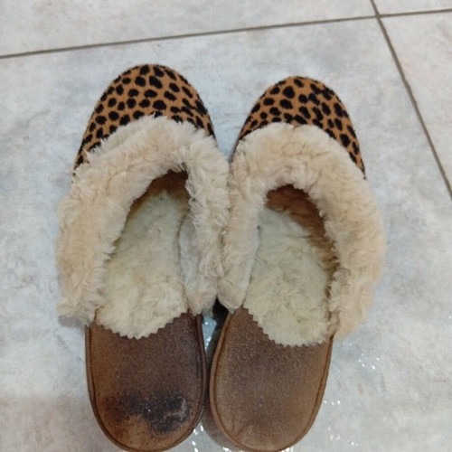Fur slippers size 36/37