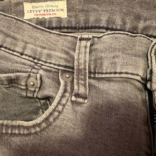 Levi's men's jeans used, size W34, gray