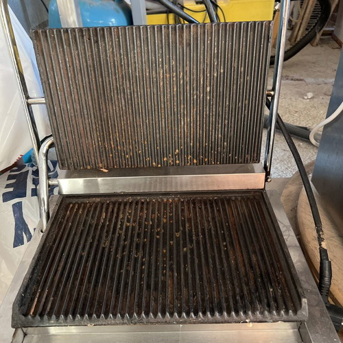 Toaster grill used, good condition