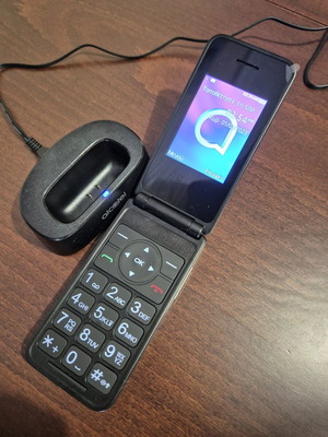 Κινητό τηλέφωνο Alcatel 3082X καινούργιο, μαύρο, με κάρτα μνήμης