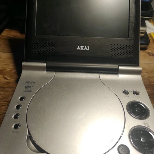 Portable DVD used without power supply