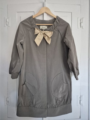 Rococo khaki outerwear size M like new with bow detail