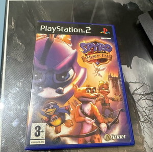 Spyro Hero Tail ps2