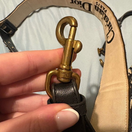 Dior shoulder strap like new