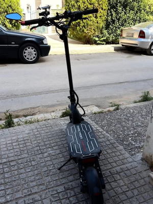 Dualtron Forever electric scooter like new with 3000W dual motor