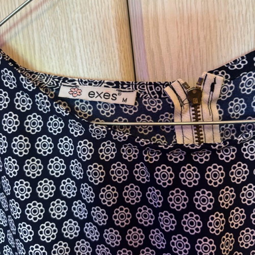 Dress used size M 38 10 white and blue