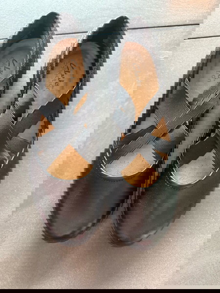 Γυναικεία παπούτσια Clarks