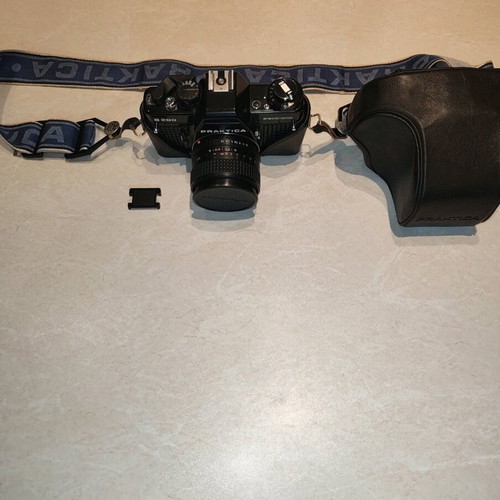 Practika B-200 camera like new collectible with lens and original case