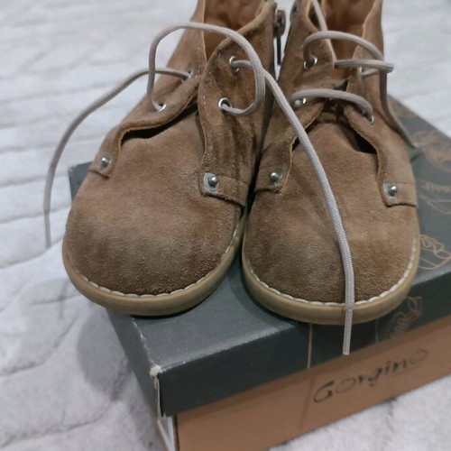 Children's Anatomical Shoes like new, size 23