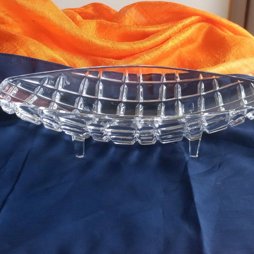 Small vintage crystal platter like new
