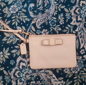 Coach Darcy Bow wristlet