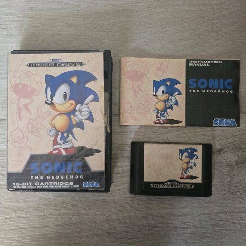Sonic The Hedgehog Sega Mega Drive used, complete with tear on plastic wrap