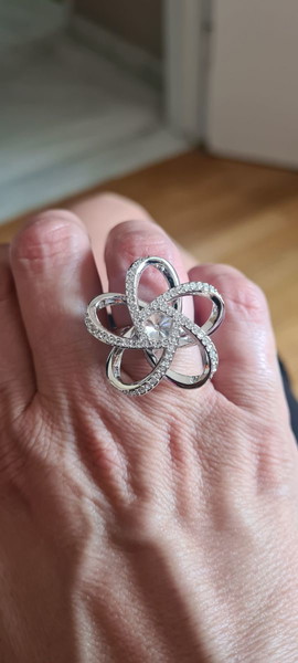 Swarovski δαχτυλίδι