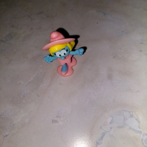 Smurfette figure like new