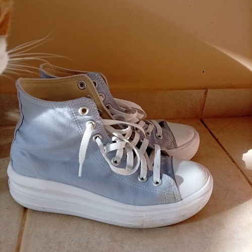 All Star double-layered women's Converse shoes like new, purple, size 39