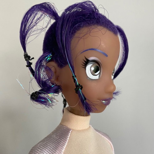 Taranee doll vintage from Disney W.I.T.C.H. series used, bigger size