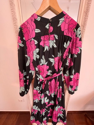 Φόρεμα Karavan maxi floral μεταχειρισμένο, μέγεθος S/M