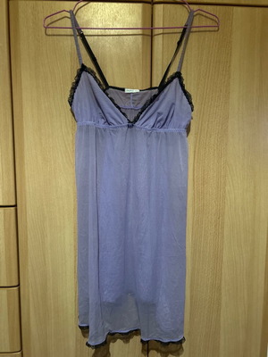 Oysho nightgown negligee like new, size M, purple