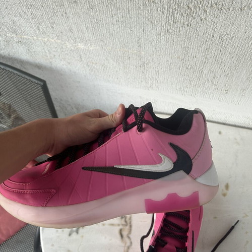 Bronny basketball shoes Nike size 47.5 like new pink