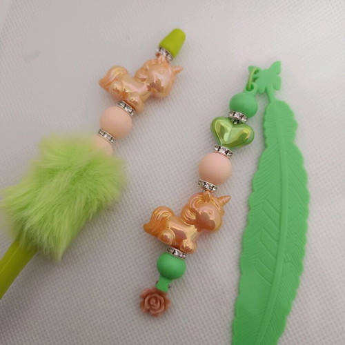 Handmade pen set with bookmark new